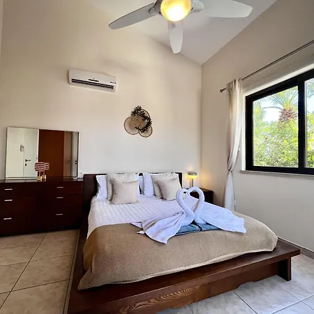 Villa Athena *