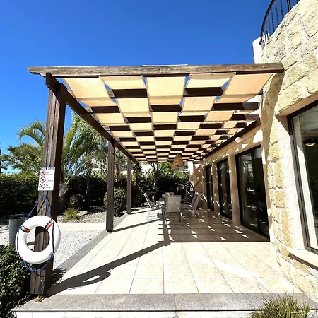 فيلة Athena كوكليا